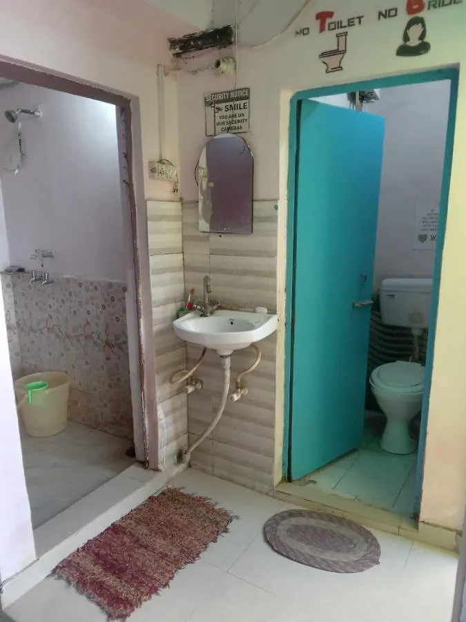 Hostal Superinn Home Stay& Guest House Agra